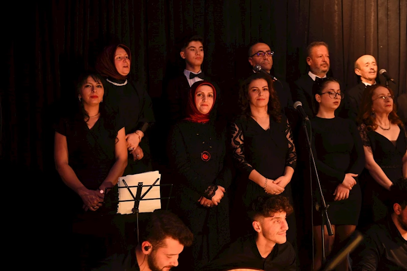 İlk Türk Kadın Mitingi KASMEK Konseri Büyük İlgi Gördü