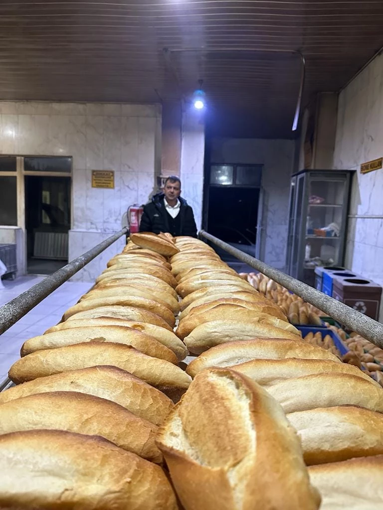 Emirdağ’daki Ekmek Zammına Belediye Başkanımız Serkan Koyuncu’dan Çözüm