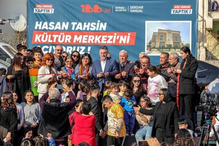 ‘Hasan Tahsin Kültür Merkezi’ görkemli törenle açıldı
