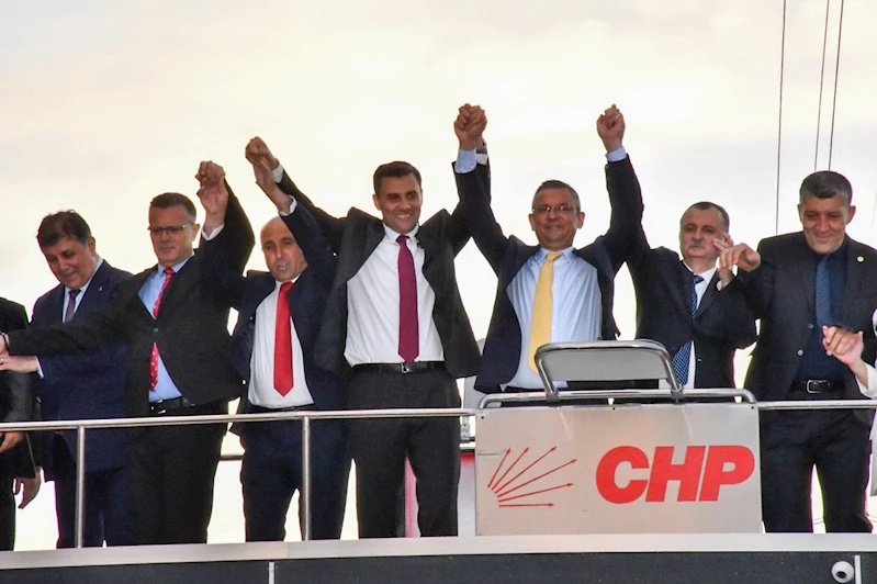CHP Genel Başkanı Özgür Özel Manisa’da