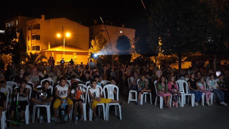 Açık Hava Sinema Günleri’ne yoğun ilgi