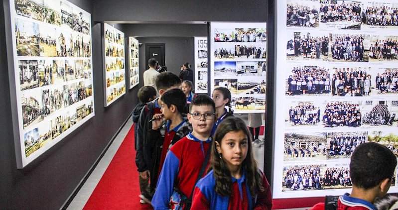 Karacabey Belediyesi Tarihi Fotoğraf Galerisine yoğun ilgi