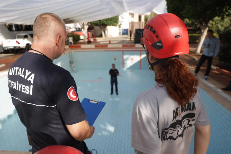 Büyükşehir itfaiye teşkilatını güçlendiriyor