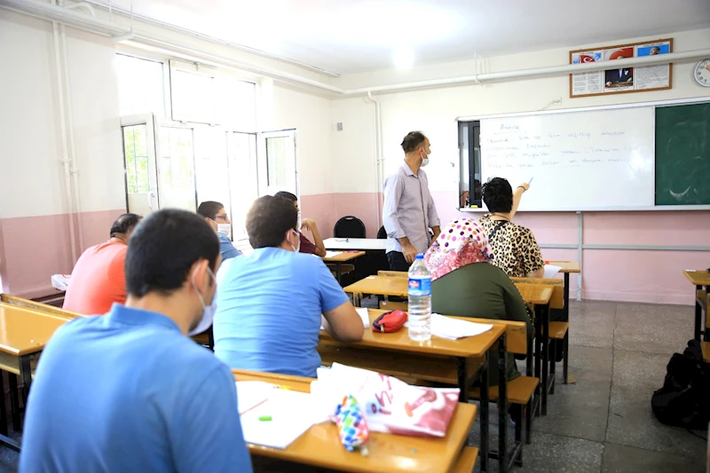 AKSARAY BELEDİYESİNİN ÜCRETSİZ EKPSS KURSU BAŞLIYOR