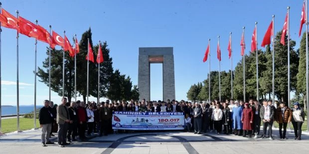 Vali Çeber ve Başkanımız Öğrenciler İle Birlikte Ecdadı Ziyaret Ettiler