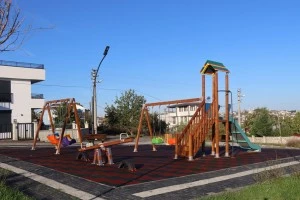 BAĞLARBAŞI MAHALLESİNE YENİ PARK YAPILDI