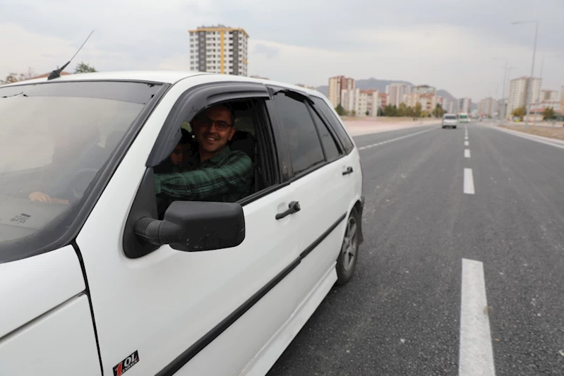 VATANDAŞLARDAN 50 METRE GENİŞLİĞİNDEKİ YENİ BULVAR TEŞEKKÜRÜ