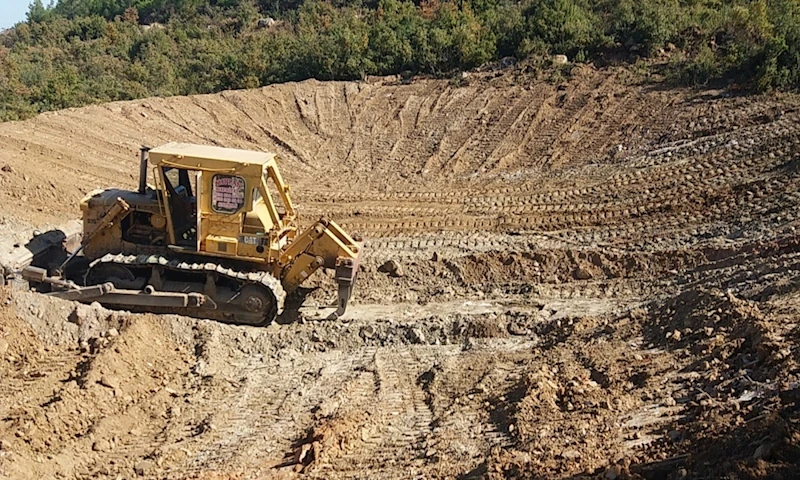 Şeyhyayla Mahallesi’nin Göletleri Bakımdan Geçti