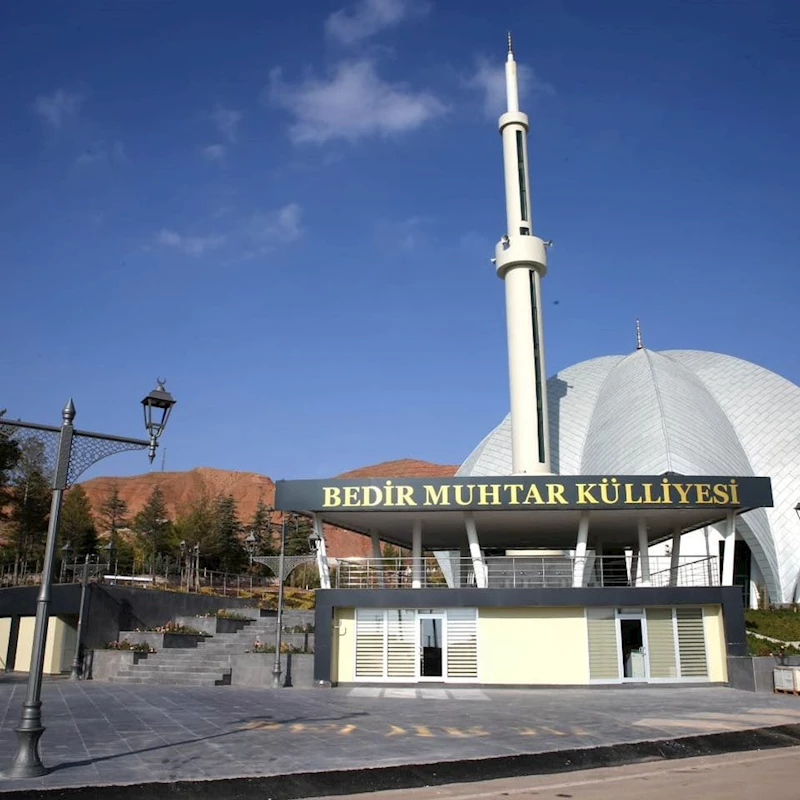 BEDİR MUHTAR CAMİİ VE KÜLLİYESİ CUMA NAMAZINA MÜTAKİBEN İBADETE AÇILIYOR