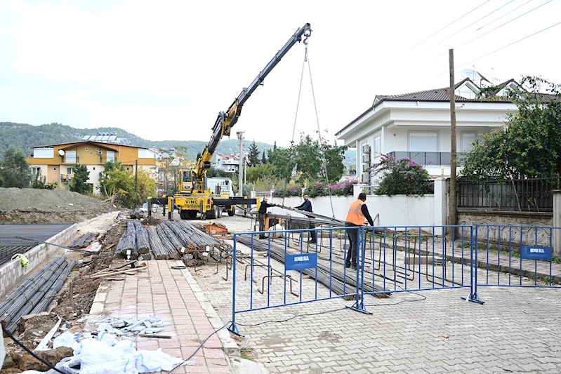 Göynük kapalı pazar yerinde çalışmalar devam ediyor