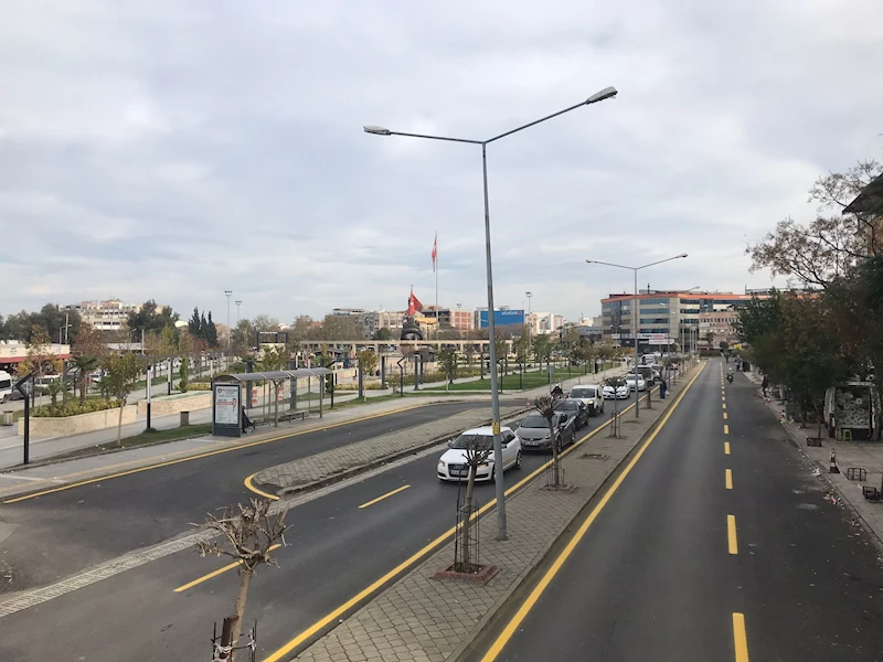 Salihli, Yunusemre ve CBÜ Yolunda Yol Çizgi Çalışmaları Tamamlandı