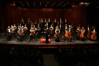 SENFONİ ORKESTRASI’NDAN GÖRKEMLİ KONSER