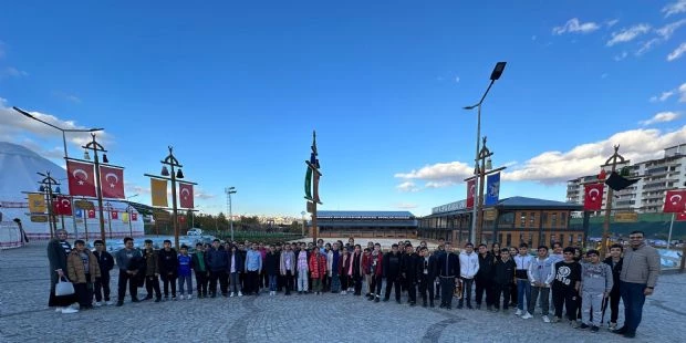Belediyemiz Geleneksel Spor Merkezi Öğrencileri Ağırladı