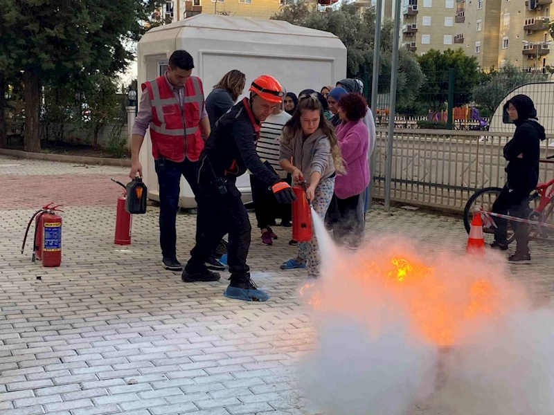 Öğrenci yurdunda yangın tatbikatı