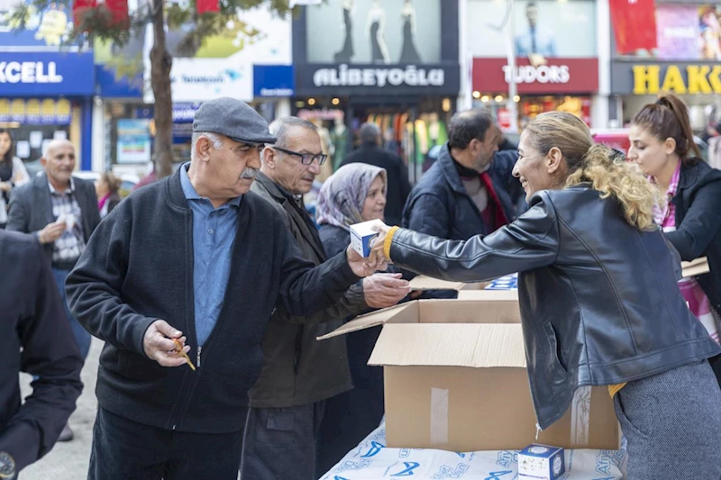 Büyükşehir’den ‘Regaip Kandili’ Dolayısıyla Kandil Simidi Dağıtımı