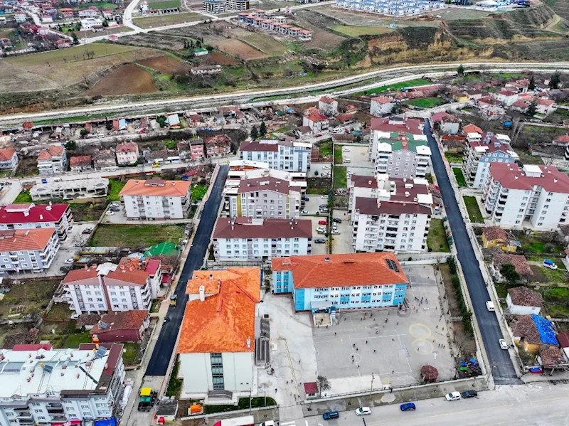 Şehrimizin Cadde ve Sokaklarını Modern ve Konforlu Bir Görünüme Kavuşturmaya Devam Ediyoruz.