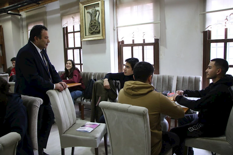 Büyükşehir’in Eğitim Kampı’na İl Milli Eğitim Müdürü Karaköse’den Ziyaret