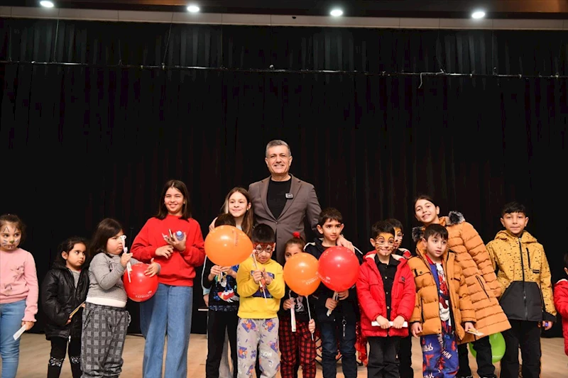 Başkan Bozkurt Sömestir Şenliği’nde Minikleri Yalnız Bırakmadı