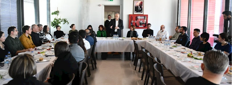 Başkan Gökhan Destek Hizmetleri Müdürlüğü Personeli İle Bir Araya Geldi