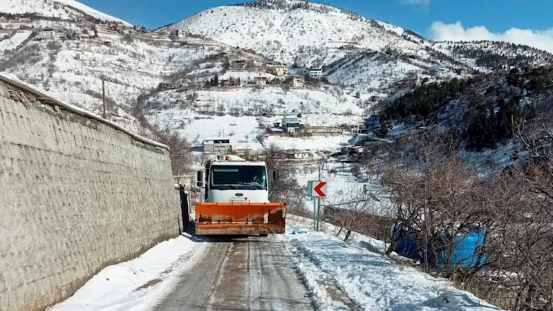 Büyükşehir, Şehir Genelinde Kar Mesaisini Sürdürüyor