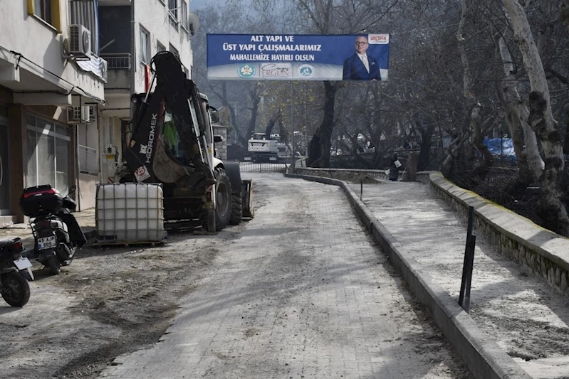 Büyükşehir’den Kumludere Caddesi’nde hummalı çalışma