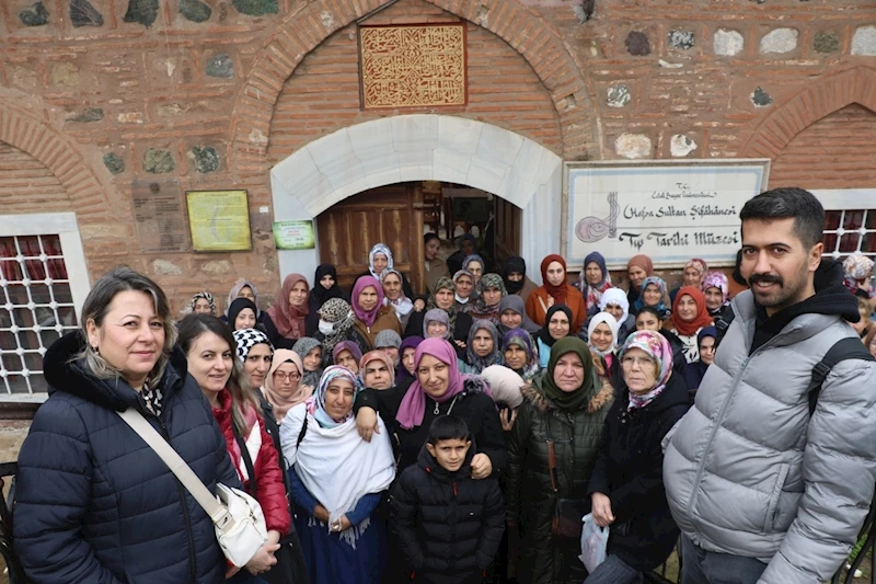 Saruhanlılı Kadınlar Manisa’yı Ziyaret Etti