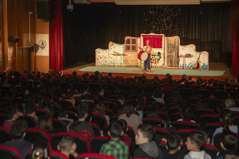 Şehir Tiyatrosu, Her Hafta Çocukların Yüzlerini Güldürmeye Devam Ediyor