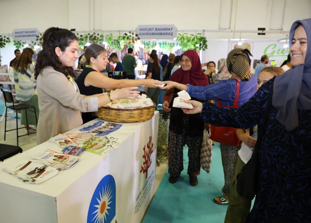 Büyükşehir standı YÖREX’te büyük ilgi gördü 