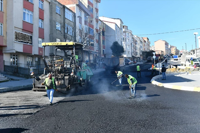 Esenyurt’un Yolları Yenileniyor