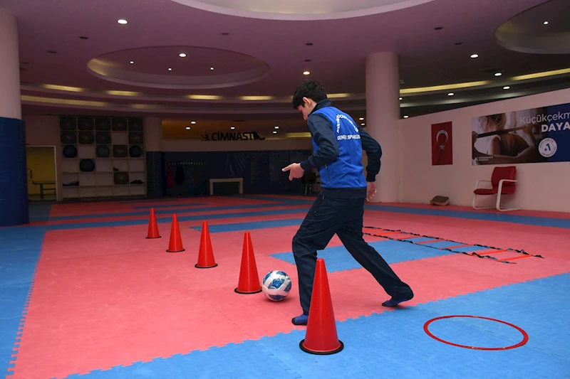 KÜÇÜKÇEKMECE’DE SPORA ENGEL YOK