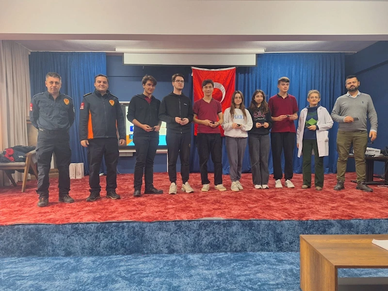 Büyükşehir İtfaiyesinden Yunusemre SBL Öğrencilerine Eğitim