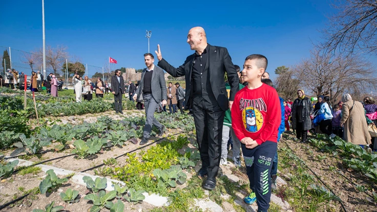 Kadifekale’de Başkan Soyer için bayram gibi bir gün