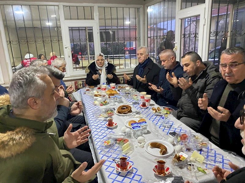 BAŞKAN HÜRRİYET, CAMİİ CEMAATLERİYLE BİR ARAYA GELMEYE DEVAM EDİYOR