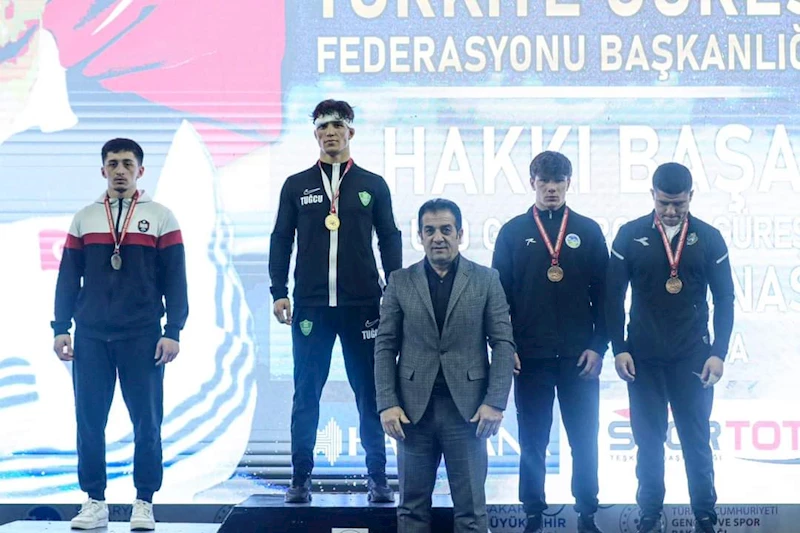 İZMİT BELEDİYESPOR GÜREŞ TAKIMI KENTİMİZİ GURURLANDIRMAYA DEVAM EDİYOR