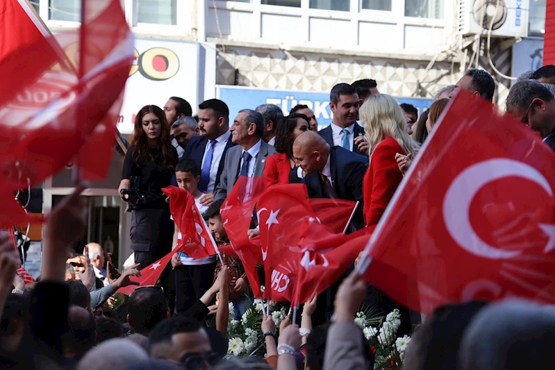 MAZBATASINI ALAN BAŞKANIMIZ AV.AHMET ÖNAL GÖREVE BAŞLADI