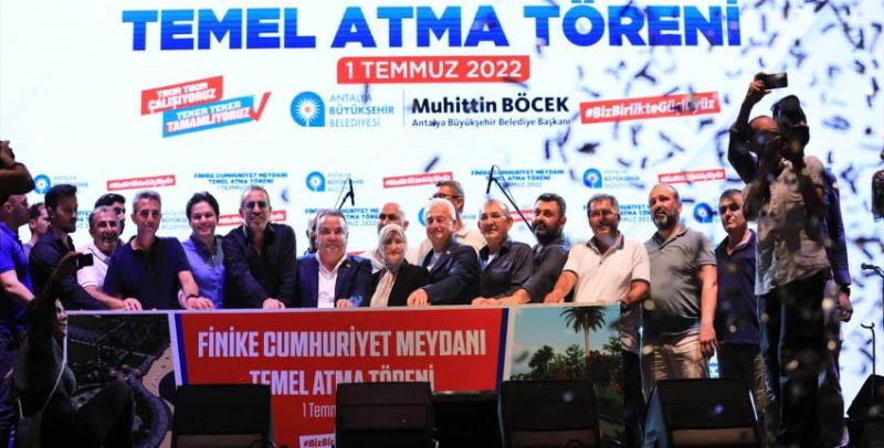 Finike Cumhuriyet Meydanı’nın temeli atıldı